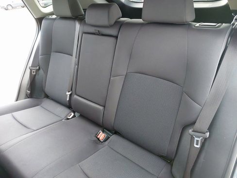 Used 2021 Toyota Venza LE image 14