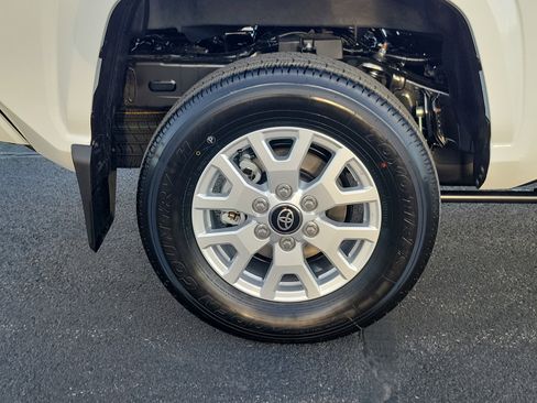 New 2026 Toyota Tacoma SR5 image 6