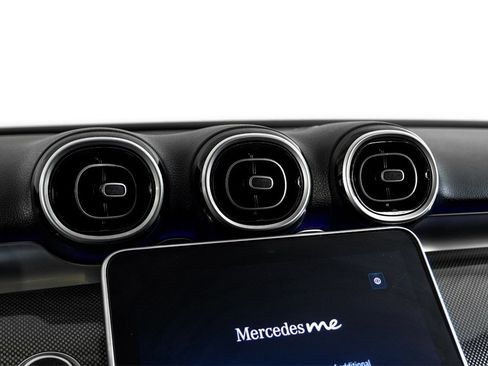 Used 2022 Mercedes-Benz C 300 C 300 image 24