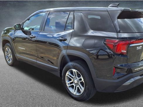 Used 2026 GMC Terrain Elevation w/ LPO, Floor Liner Package FWD image 5