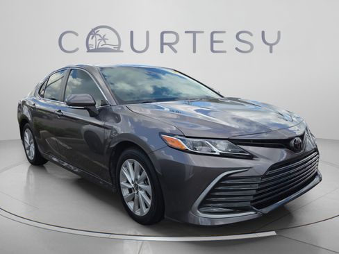 Certified 2024 Toyota Camry LE w/ Convenience Package FWD image 3