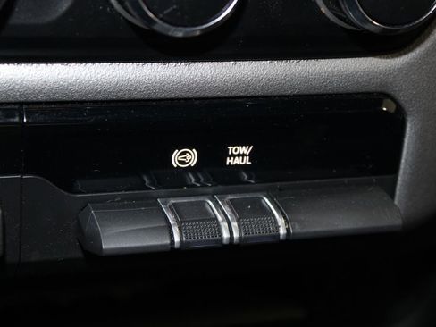 Used 2024 RAM 2500 Big Horn image 45