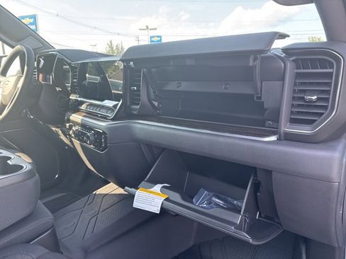 New 2025 Chevrolet Silverado 1500 LT w/ Safety Package image 17
