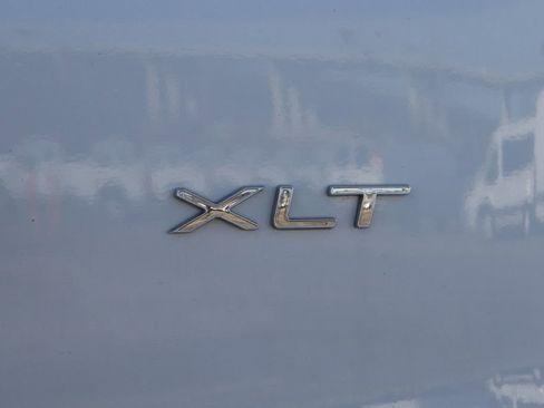 Used 2023 Ford Transit 350 XLT image 23