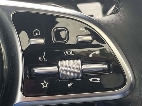 Certified 2023 Mercedes-Benz CLA 250 4MATIC image 33