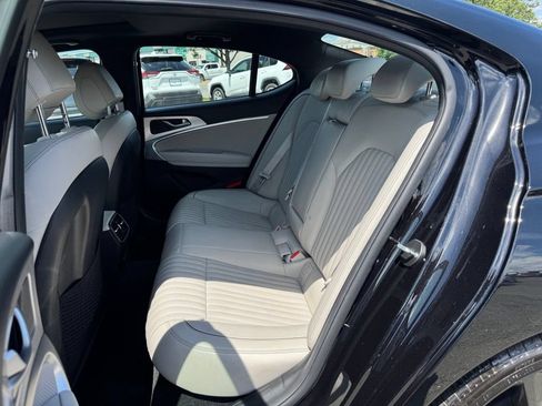 Used 2023 Genesis G70 2.0T w/ Sport Prestige Package AWD/4WD image 11