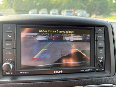 Used 2016 Chrysler Town & Country Touring w/ Driver Convenience Group FWD image 39