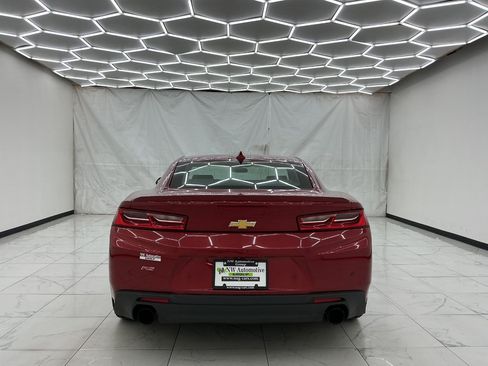 Used 2017 Chevrolet Camaro LT RWD image 10