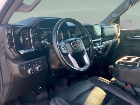 Used 2024 GMC Sierra 1500 SLT image 14
