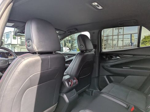 Used 2025 Chevrolet Blazer EV RS AWD/4WD image 41