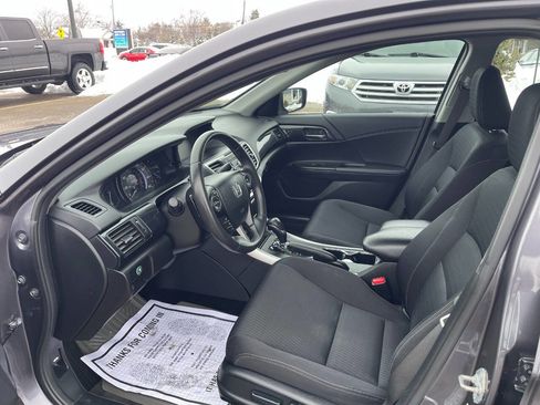 Used 2015 Honda Accord Sport image 10
