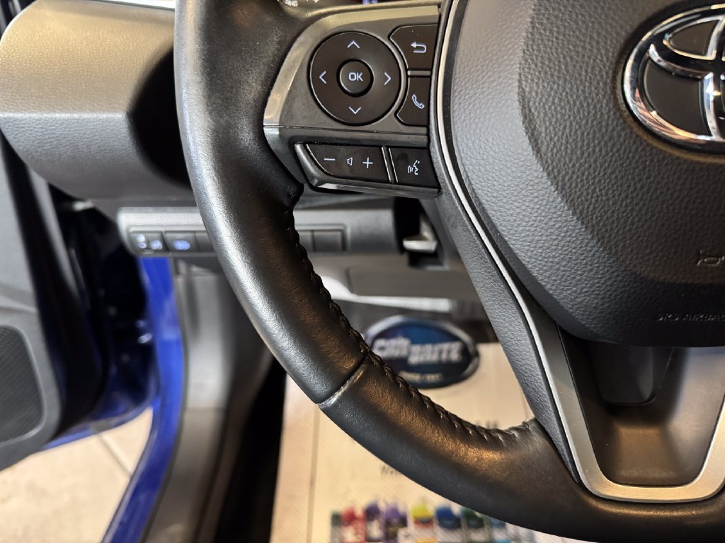 Used 2020 Toyota Corolla SE FWD image 11