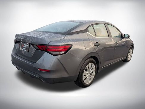 Used 2024 Nissan Sentra S FWD image 4