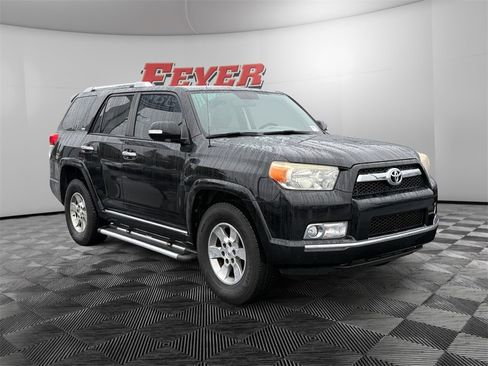 Used 2012 Toyota 4Runner SR5 image 7