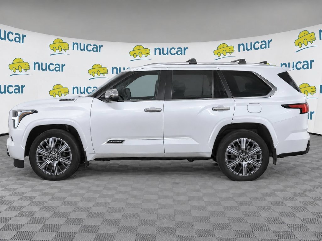 Used 2025 Toyota Sequoia Capstone AWD/4WD image 6