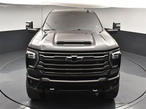 Used 2024 Chevrolet Silverado 2500 High Country w/ Midnight Edition image 39