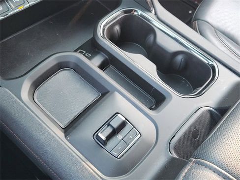 Used 2024 GMC Sierra 2500 AT4 w/ AT4 Premium Plus Package image 21