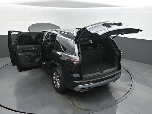 Certified 2026 Chevrolet Traverse LT FWD image 47