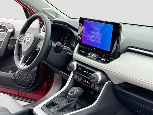 New 2025 Toyota RAV4 XLE Premium image 5