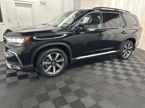 Used 2024 Honda Pilot Elite image 5