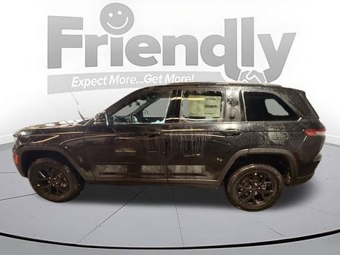 New 2025 Jeep Grand Cherokee L Laredo w/ Luxury Tech Group I AWD/4WD image 5