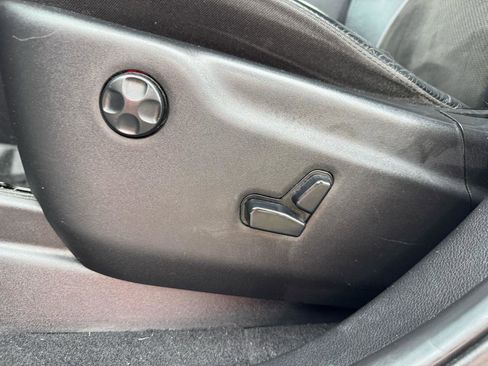 Used 2019 Jeep Grand Cherokee Altitude image 13