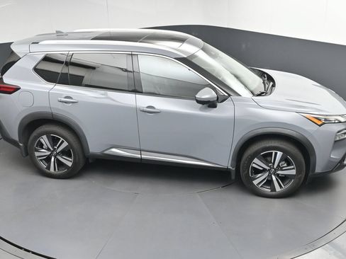 Certified 2023 Nissan Rogue SL FWD image 32