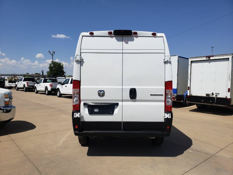 Used 2025 RAM ProMaster 2500 w/ Convenience Group FWD image 8
