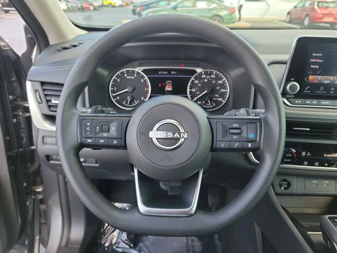 Certified 2024 Nissan Rogue SV image 21