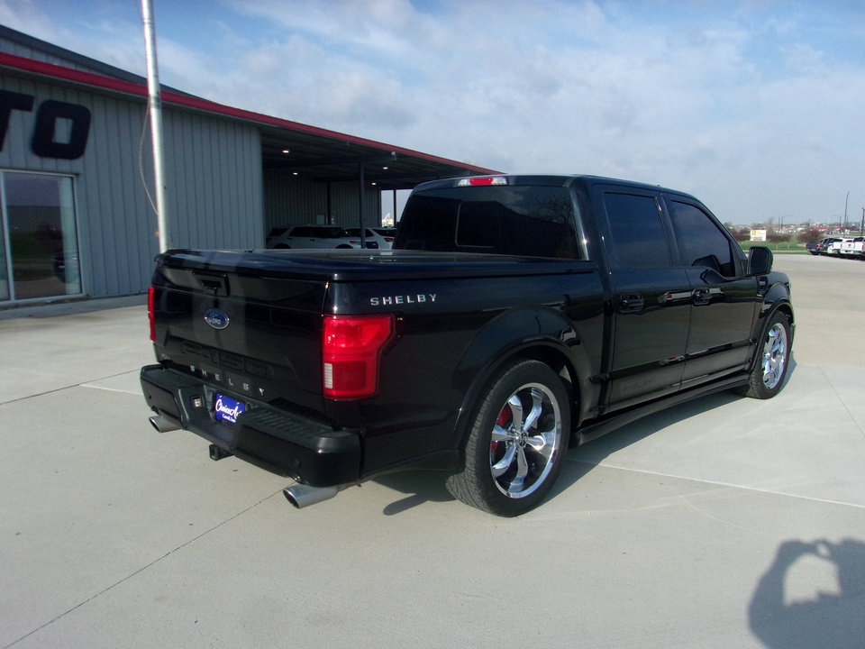 Used 2018 Ford F150 Lariat w/ Equipment Group 502A Luxury AWD/4WD image 4