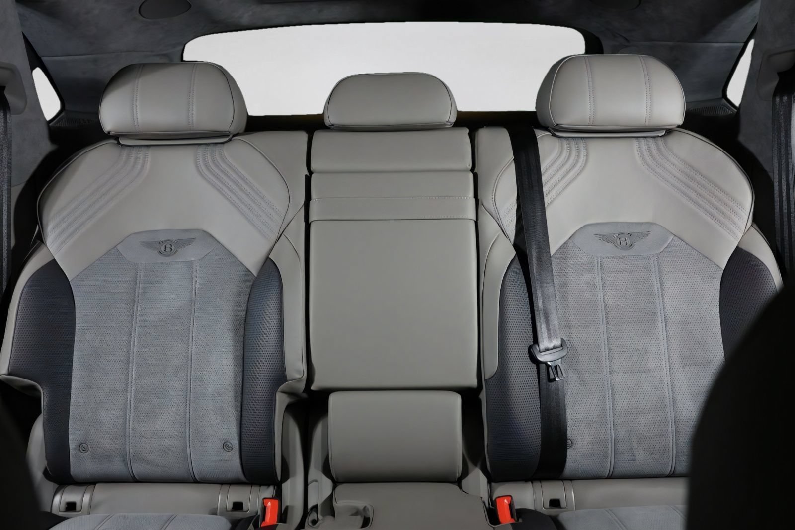 Used 2022 Bentley Bentayga AWD/4WD image 8