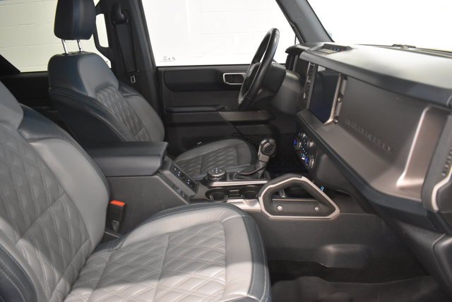 Used 2023 Ford Bronco Outer Banks AWD/4WD image 17