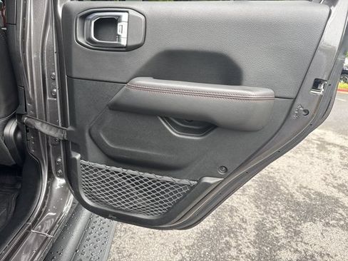 Used 2021 Jeep Wrangler Unlimited Rubicon AWD/4WD image 19