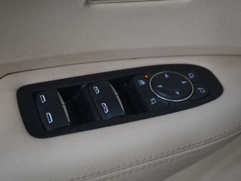 Used 2019 Cadillac XT5 Luxury AWD/4WD image 21