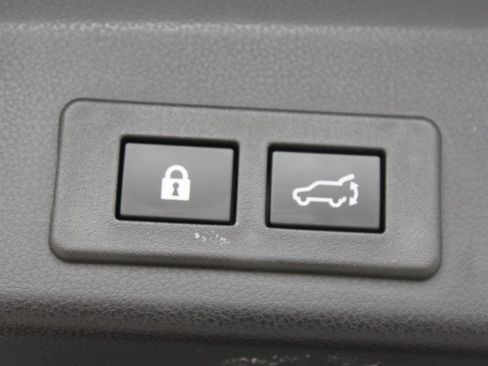 Used 2025 Subaru Ascent Touring image 30