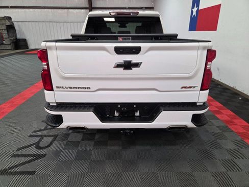 Used 2022 Chevrolet Silverado 1500 RST AWD/4WD image 14