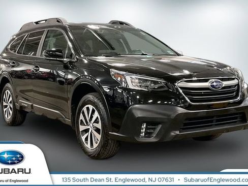 Used 2020 Subaru Outback Premium AWD/4WD image 1