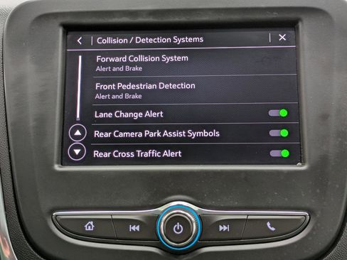 Used 2024 Chevrolet Equinox LT image 6