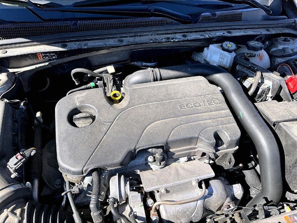 Used 2025 Chevrolet Malibu LT FWD image 28
