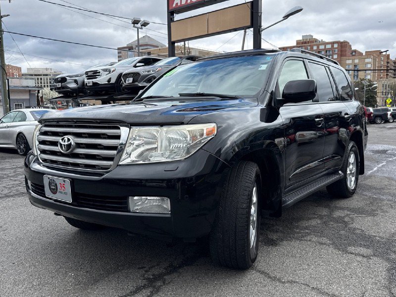 Used 2011 Toyota Land Cruiser AWD/4WD image 3