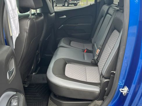 Used 2018 Chevrolet Colorado Z71 AWD/4WD image 24