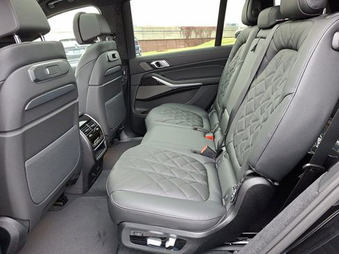 New 2026 BMW X7 xDrive40i w/ M Sport Package image 5