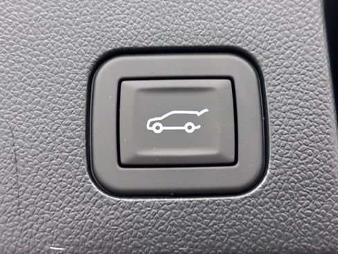 New 2026 GMC Terrain Elevation w/ Elevation Premium Package image 11