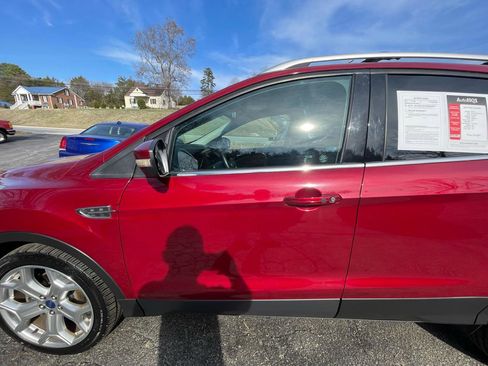 Used 2017 Ford Escape Titanium w/ Equipment Group 301A image 3