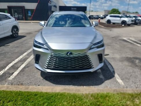 Used 2023 Lexus RX 350 Premium w/ Accessory Package AWD/4WD image 3