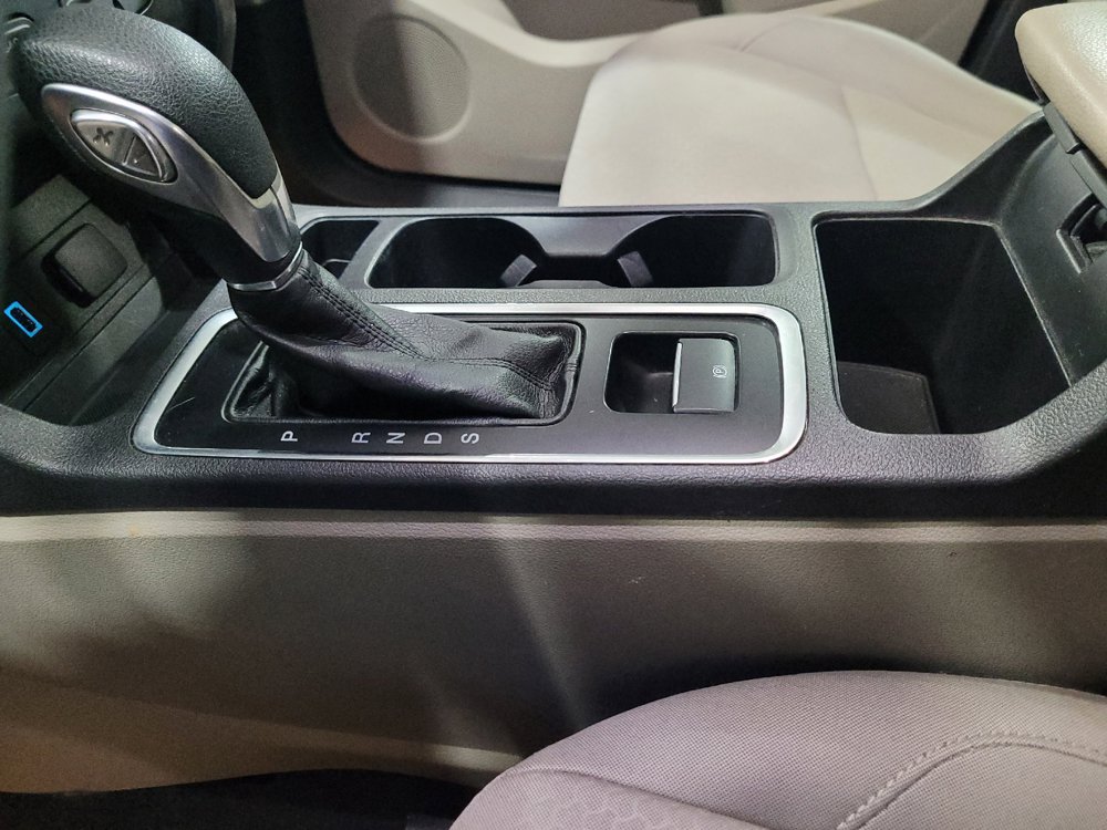 Used 2019 Ford Escape SE FWD image 26