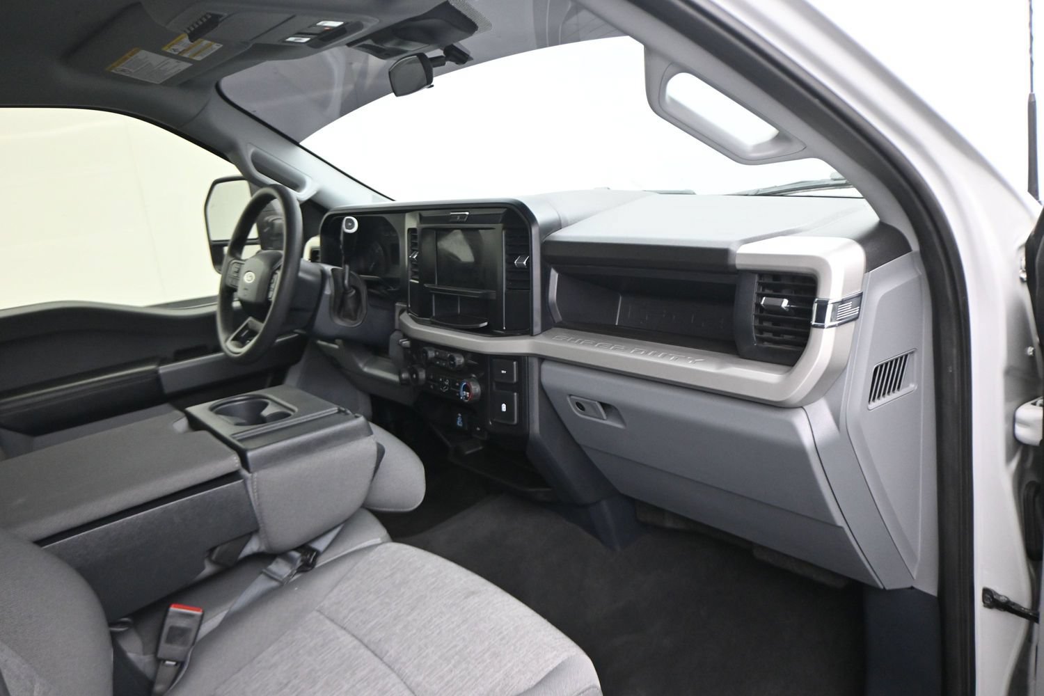 Certified 2025 Ford F250 XL w/ STX Appearance Package AWD/4WD image 20