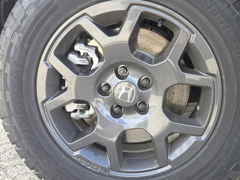 New 2026 Honda Pilot TrailSport image 13