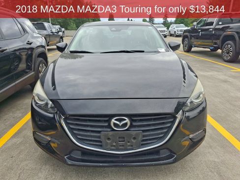 Used 2018 MAZDA MAZDA3 Touring FWD image 3