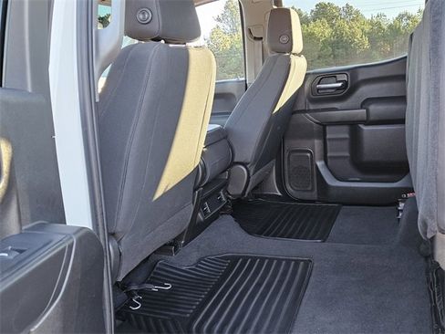 Used 2020 Chevrolet Silverado 1500 Custom w/ Custom Value Package image 6